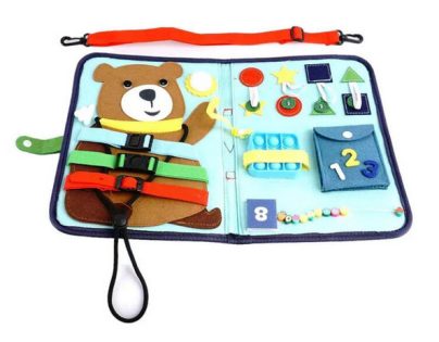 2Kids Toys Senzorická busy kniha Macko