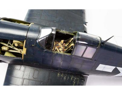 Airfix Classic Kit lietadlo A19004 Grumman F6F5 Hellcat 1:24