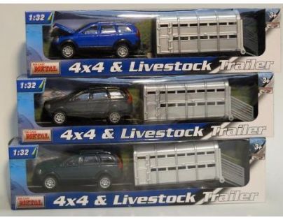Auto 4x4 s přívěsem přeprava koní