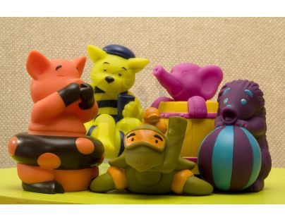 B.Toys Stříkací hračky v kyblíku