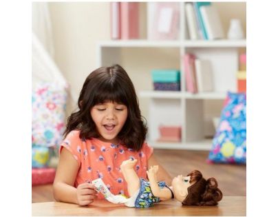Baby Alive Tmavovlasá bábika s mixérom