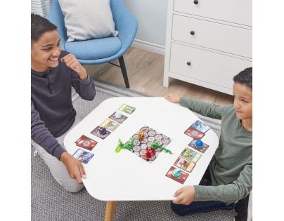 Bakugan Základní balení S4 Auratoa
