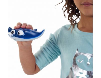 Bandai Hľadá sa Dory figúrka do vody - Mr. Ray