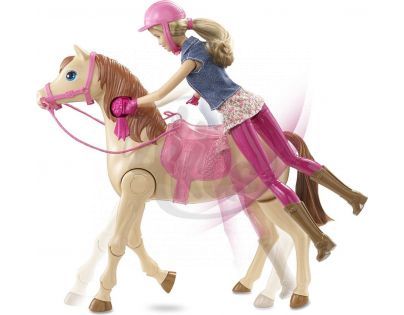 Barbie Šampiónka s koněm