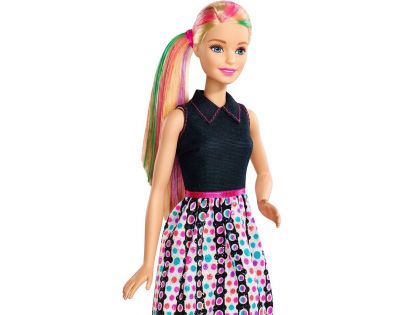 Barbie Barevný účes