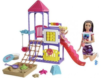 Barbie opatrovateľka na ihrisku herný set