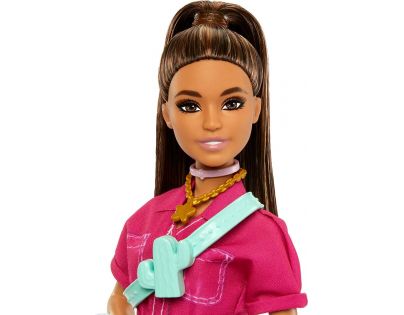 Barbie Deluxe Módna bábika v nohavicovom kostýme
