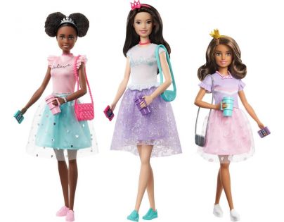 Barbie kamarátka Renee