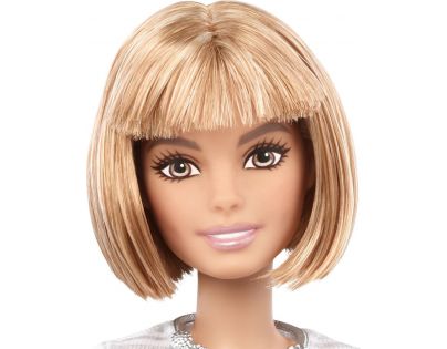 Barbie Modelka - DMF25