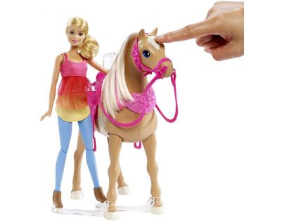 Barbie Panenka a tančící kůň