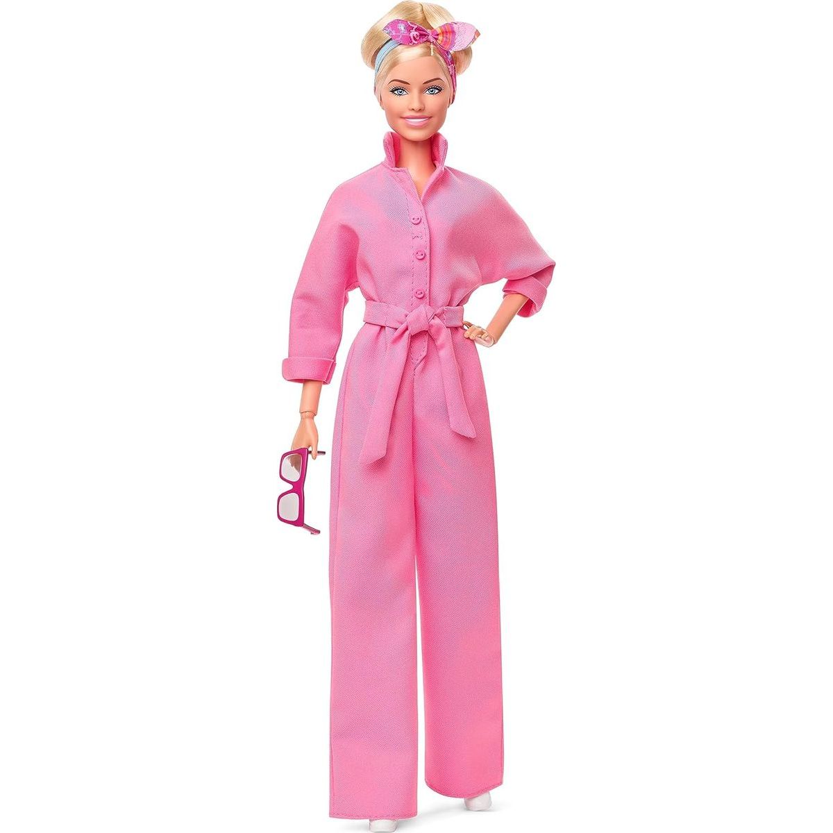 Barbie v ružovom nohavicovom filmovom overale
