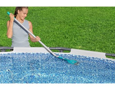 Bestway Bazénový batériový tyčový vysávač AquaTech™ 150 cm do Ø 305 cm