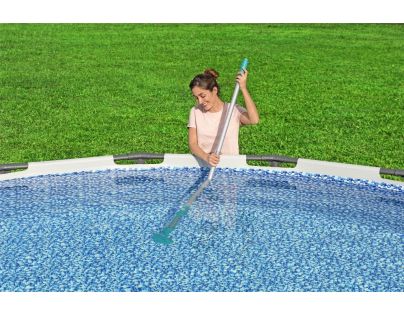Bestway Bazénový batériový tyčový vysávač AquaSurge™ 251 cm do Ø 610 cm