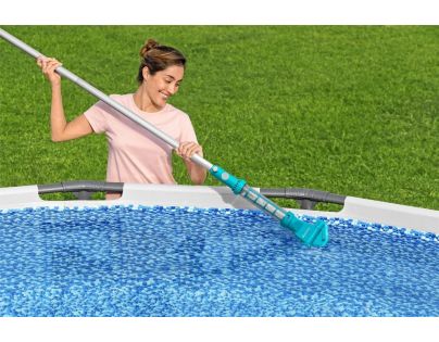 Bestway Bazénový batériový tyčový vysávač AquaSurge™ 251 cm do Ø 610 cm