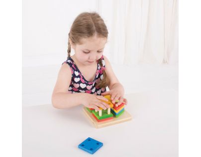 Bigjigs Baby Nasadzovanie farebných tvarov na tyče