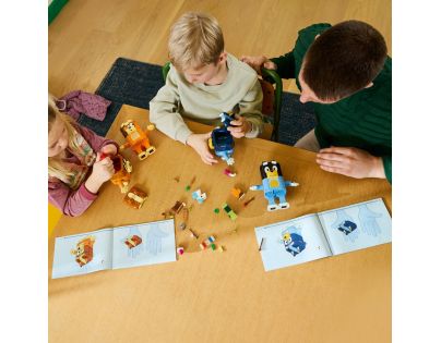 LEGO® Bluey 11217 Bluey a jej rodinka z kociek