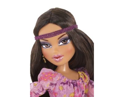 Bratz panenka s nalepovacími nehty - Yasmin