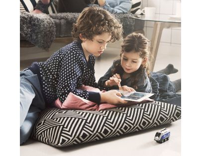 BRIO 33863 Mašinka na ovládanie cez tablet