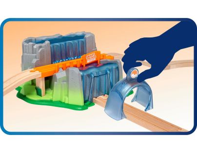 Brio World Smart Tech Sound Tunel s vodopádom