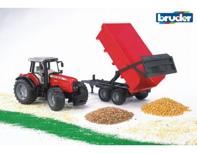 Bruder 02045 Traktor Massey Ferguson 7480 a vlek
