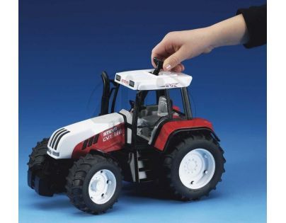 Bruder 02080  Traktor Steyer