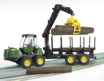 Bruder 02133 Prepravník na drevo John Deere
