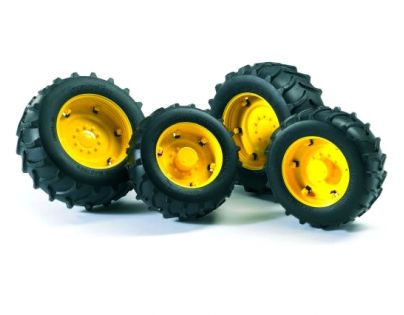 BRUDER 2012 Náhradní kola k traktoru John Deere 6920