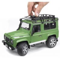 Bruder Auto Land Rover 4