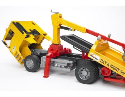 Bruder 02750 MAN odtahovka s autom