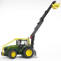 Bruder Traktor John Deere 7930 lesný traktor 4