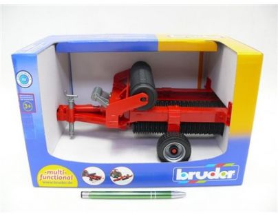 Bruder 2226 Kultivátor Cambridge Walze 1:16