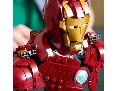 LEGO® Marvel 76327 Busta Iron Mana MK4