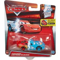 Cars 2 Auta Mattel W1938 - Transforming Lightning McQueen 3