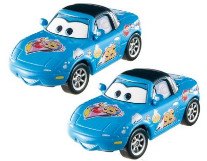 Mattel Cars 2 autíčka 2ks Y0506 Dinoco Mia a Dinoco Tia