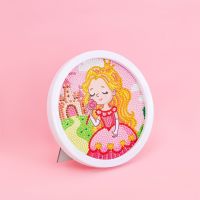 Diamantové maľovanie s rámom - Kreslená princezná 17 cm