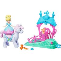 Disney Princess Little Kingdom Magical Movers Stáje pro Popelčina poníka Disney Princess Little Kingdom Magical Movers Stáje pro Popelčina poníka