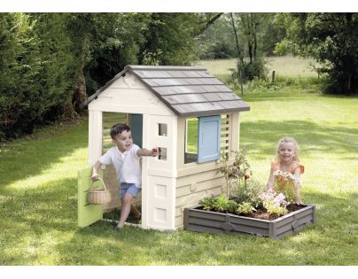 Smoby Domček Life so štvorcovým pieskoviskom záhonom