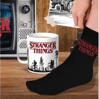Epee Set Stranger Things hrnček a ponožky 4