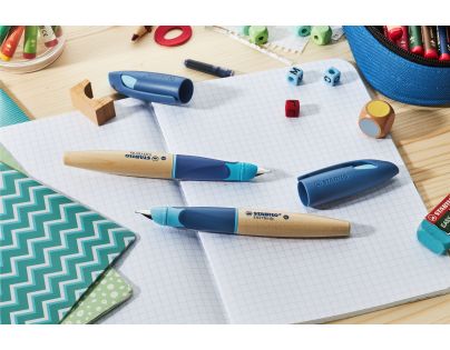 Ergonomické plniace pero pre pravákov - STABILO EASYbirdy Timber ružová vr. bombičky