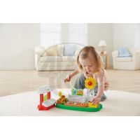 Fisher Price Little People zeleninová zahrada se stánkem Střední hrací sada 5