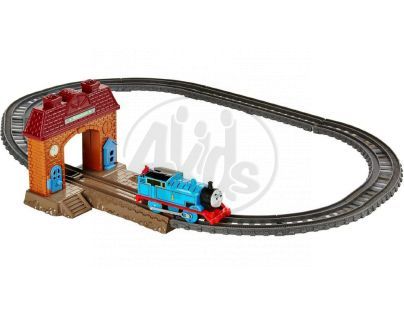 Fisher Price Mašinka Tomáš TrackMaster Startovací sada nádraží