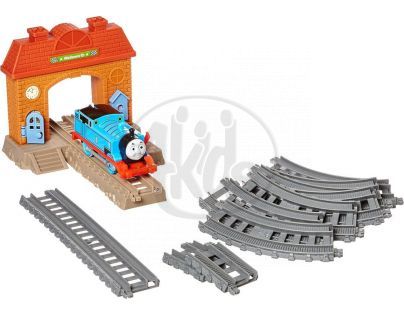 Fisher Price Mašinka Tomáš TrackMaster Startovací sada nádraží