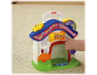 Fisher Price - Pejskův hrací domeček X2728