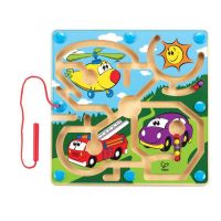 Hape Autíčka bludiště s magnetickou hůlkou a korálky Hape Autíčka bludiště s magnetickou hůlkou a korálky