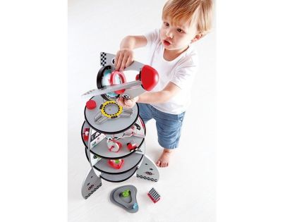Hape Štvorposchodová vesmírna raketa