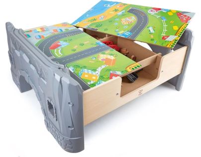 Hape Hrací stôl s vláčikodráhou 70 dielikov