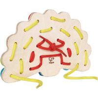 Hape drevený prevliekací a šnurovací páv 3