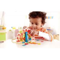 Hape drevený prevliekací a šnurovací páv 4