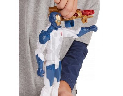 Hasbro Avengers Akční figurka se svítícími doplňky - Iron Man