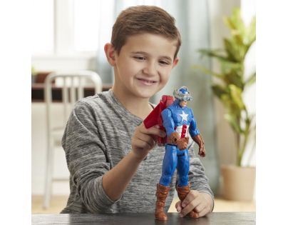 Hasbro Avengers figúrka Capitan America s Power FX príslušenstvom 30 cm